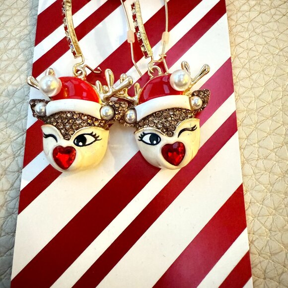 NWT BETSEY JOHNSON WINKING REINDEER EARRINGS HOLIDAY CHRISTMAS - Picture 2 of 5